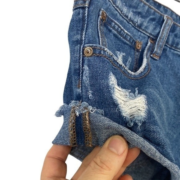 Free People Irreplaceable Cut Off Shorts Distressed Fray - Picture 3 of 12